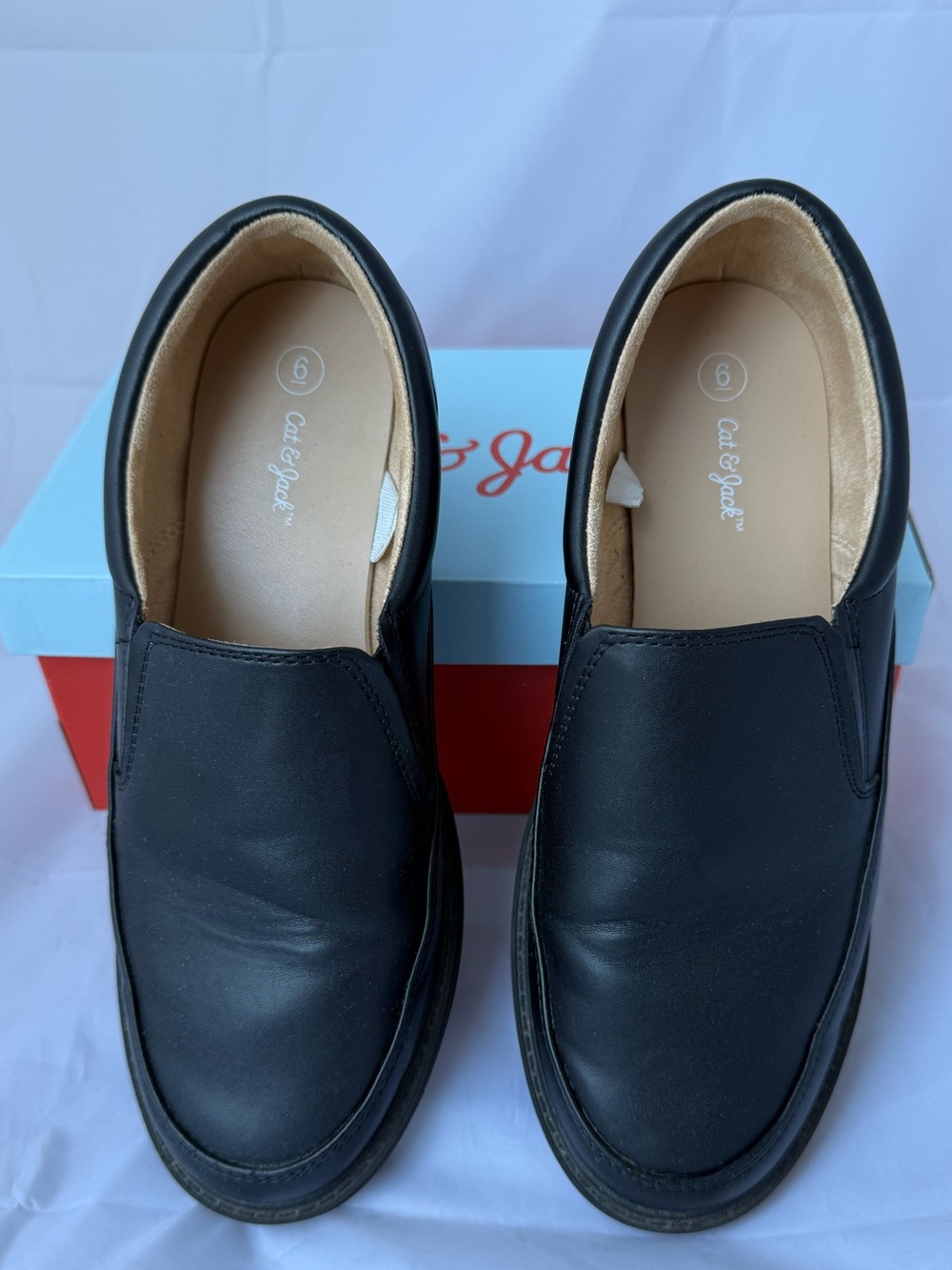 Cat & Jack Landyn Flats Boys Black Dress Shoes | Size 6 | Original Box - Picture 2 of 9